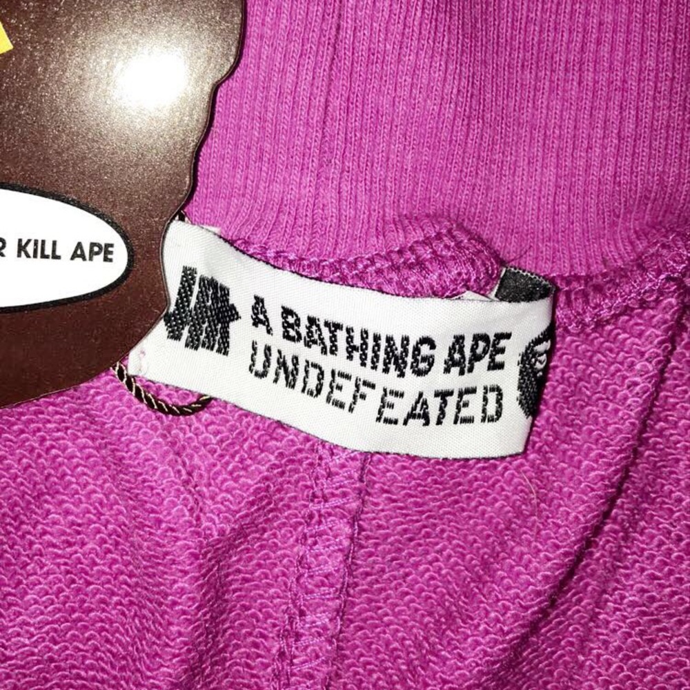 BAPE - Picture 6 of 8
